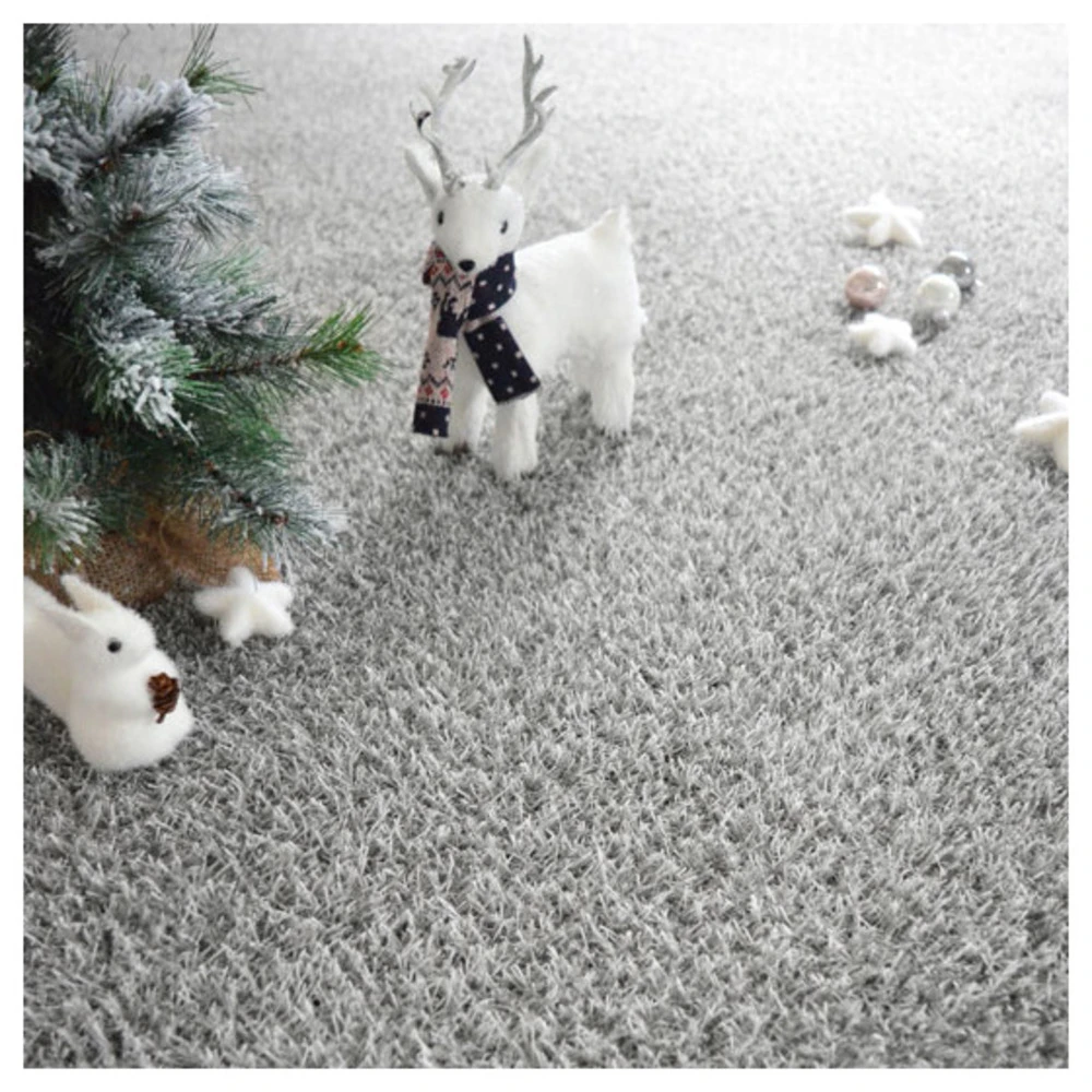 Gazon Synthétique Happy Party - Couleur Gris Clair - Classé Feu - 20mm - 1m X 8m 6 Gazon Synthétique Happy Party - Couleur Gris Clair - Classé Feu - 20mm - 1m X 8m – Image 4