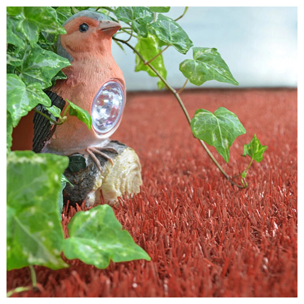 Gazon Synthétique Peps - Couleur Rouge Brique - 20mm - 2m X 5m 6 Gazon Synthétique Peps - Couleur Rouge Brique - 20mm - 2m X 5m – Image 4