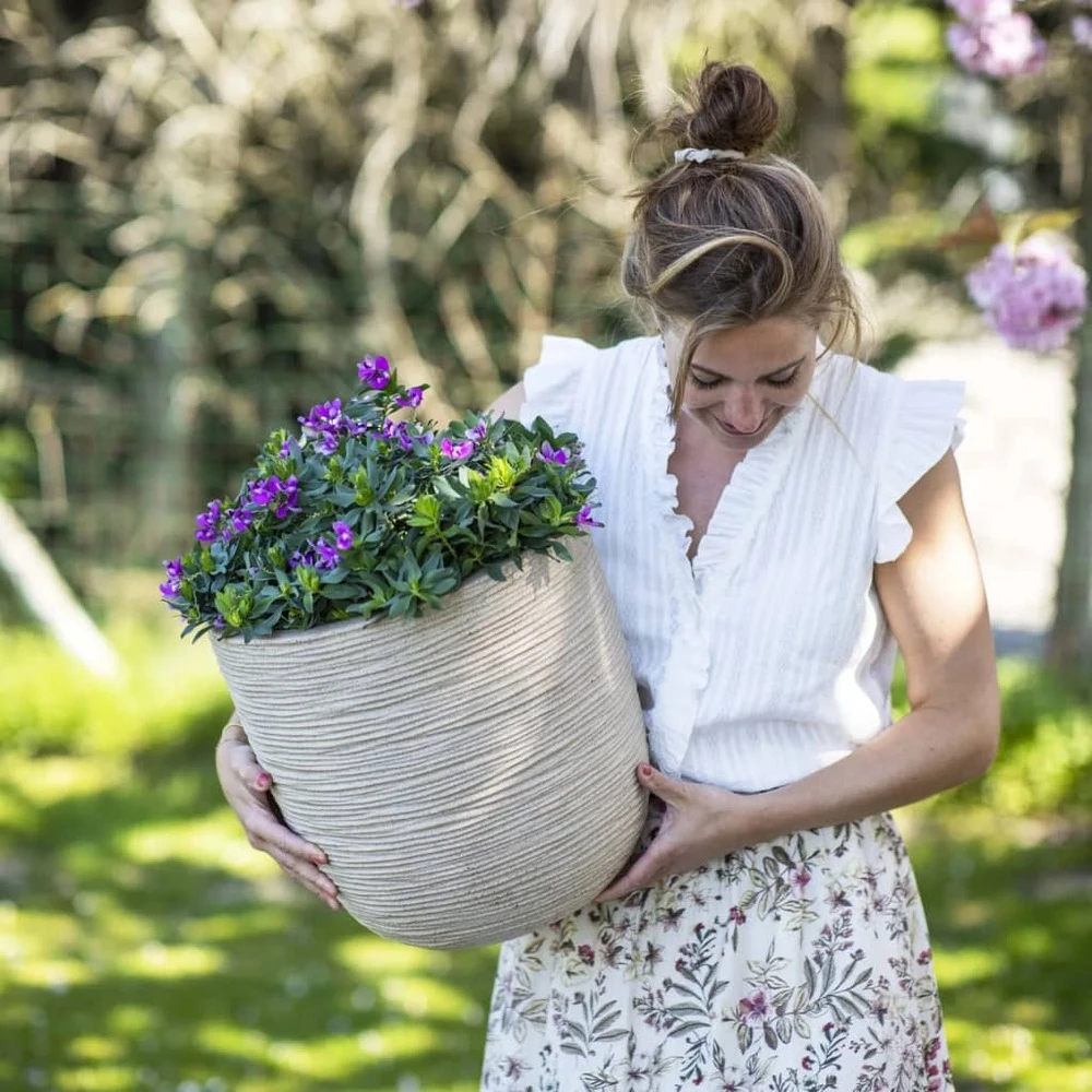 Pot à Fleurs Waste Rib 43x41 Cm Beige Terrazzo 8 Pot à Fleurs Waste Rib 43x41 Cm Beige Terrazzo – Image 6